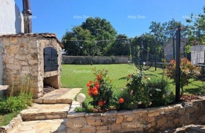 Višnjan, Haus 252 m2