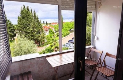 Červar Porat, Wunderschönes zweistöckiges Apartment, 39m2 – 400 m vom Meer