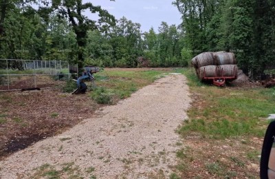 Grundstück Brtonigla