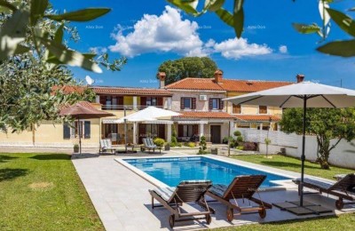 VILLA MIT POOL UND TAVERNE –  ISTRIEN