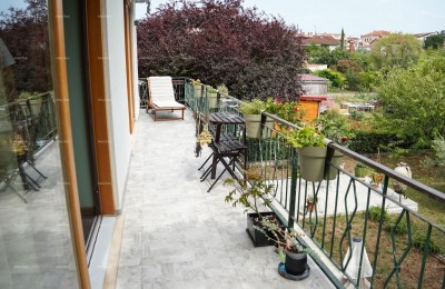 Rovinj. Wohnung im ersten Stock des Hauses