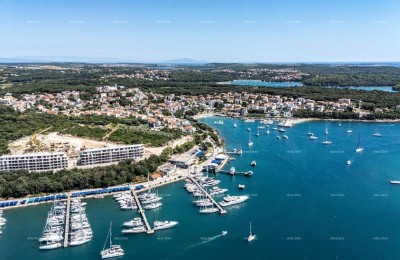 Verkauf moderner Wohnungen in einem exklusiven Gebäude mit Blick auf die Marina, Pula!