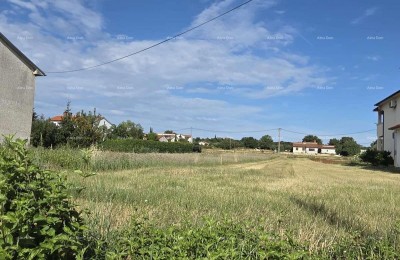 Zu verkaufen: Baugrundstück – Marčana, 840 m²