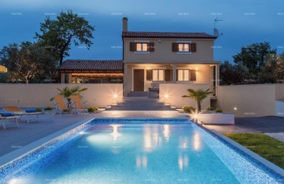 Fažana, freistehendes Haus auf einem großen Grundstück von 1844 m². Blick auf ganz Fažana.