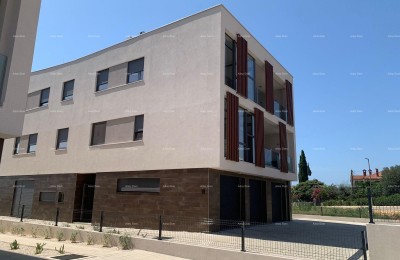 Neuer, moderner Wohnkomplex in Rovinj! Zweigeschossige Wohnung mit Parkplatz und Garage! B1/A