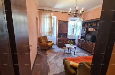 Hervorragende Wohnung im Herzen der Stadt, Pula.