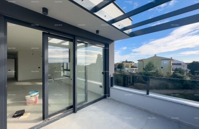 Wir verkaufen eine Wohnung in einem neuen Gebäude in Banjole.