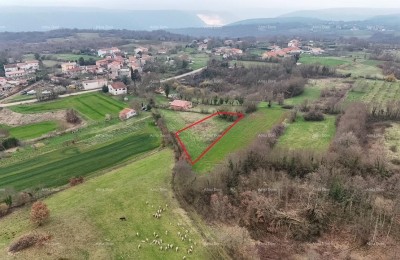 Baugrundstück mit rechtskräftiger Genehmigung!