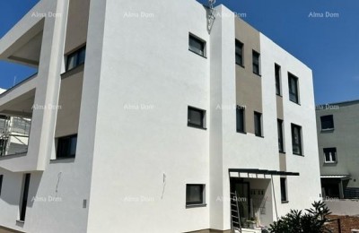 Zum Verkauf: Wohnung in einem kleinen Gebäude mit nur vier Wohnungen!