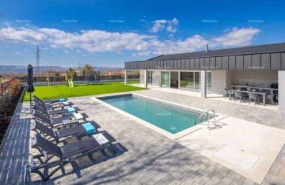Moderne Villa mit Pool in der Nähe von Labin und Rabac