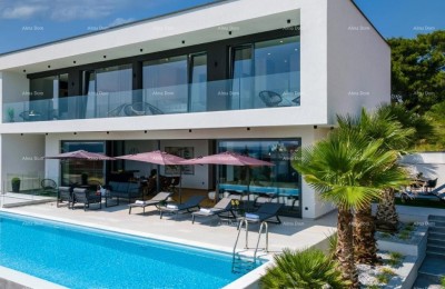 Moderne Villa mit Panoramablick auf das Meer in Medulin!