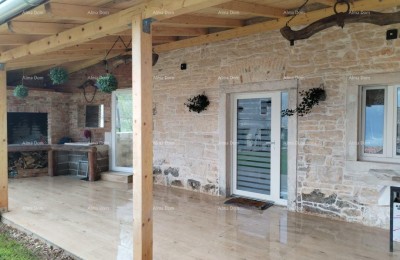 Barban – House with Pool and Sports Facilities