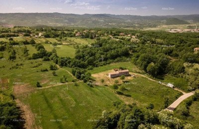 Istrisches Anwesen mit Blick auf Učka in Kršan