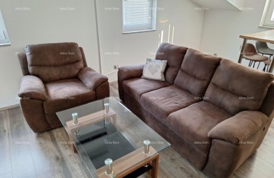 TAR – VABRIGA, WOHNUNG IM DACHGESCHOSS, 84 m2
