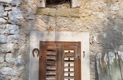 Verkauf eines istrischen Steinhauses zur Renovierung, Nutzungsgenehmigung, Kršan!