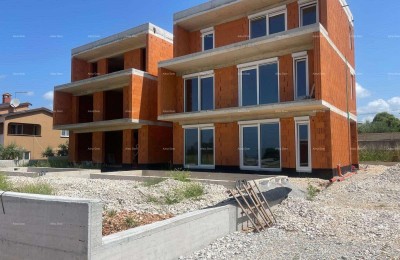 Poreč, Žbandaj, Zweistöckige Wohnung 89 m² in Neubau