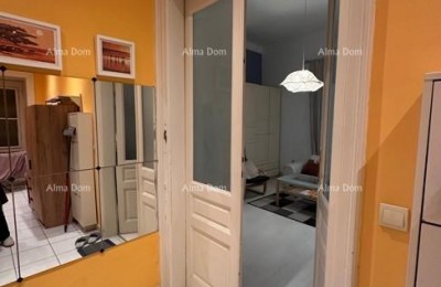 Pula – Wohnung mit 3 Apartments!
