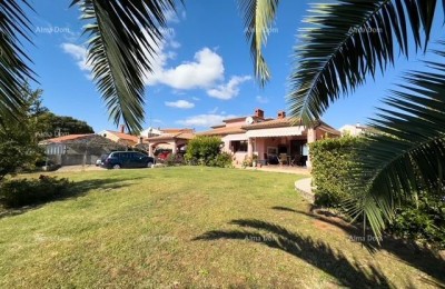 Bale: Geräumige Villa mit Pool und Gästehaus