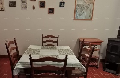 Verkauf eines Hauses auf drei Etagen, Medulin!