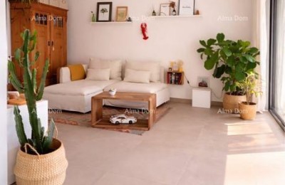 Stan in Poreč – 79,88 m², Nähe zum Meer und Zentrum