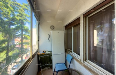 Immobilien Istrien kaufen. Ausgezeichnete Gelegenheit – geräumige und funktionale Wohnung in Pula!