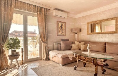Pula, Zweizimmerwohnung. Neue Veruda. Nähe der Marina Verude.