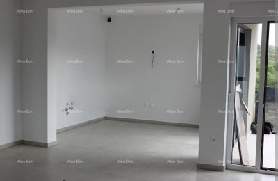 Geräumige 5-Zimmer-Wohnung von 150 m² zu verkaufen, Poreč