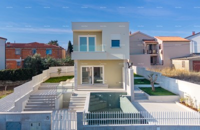 MODERNE HAUS IN LIŽNJAN MIT ÜBERLAUFPOOL UND PANORAMABLICK AUF DAS MEER