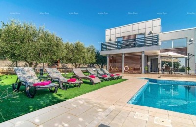 VODNJAN – Moderne Villa mit Pool, Blick auf die Brijuni und großzügigem Grundstück!