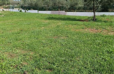 Kaštel – Baugrundstück 800 m² mit Meerblick