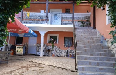 Zwei Häuser zum Verkauf in Valtura