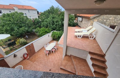 Haus mit Nebenanlage. Medulin.