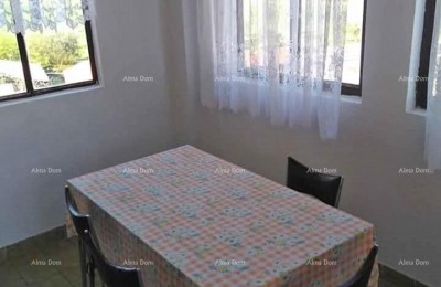 Verkauf einer Eigentumswohnung im Familienhaus, Umag