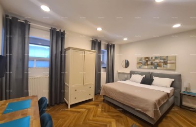 VERKA EINES WOHNUNGS MIT ZWEI APARTMENTS – PULA