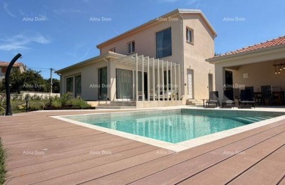 MODERNE VILLA MIT POOL – 5 KM VOM MEER, TAR