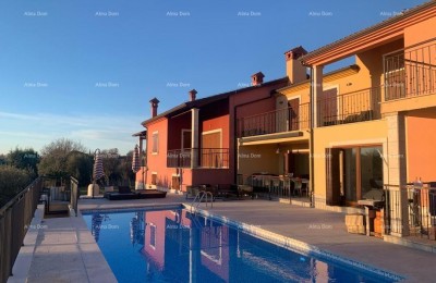 Wunderschöne zweistöckige Wohnung mit Schwimmbad und Terrasse in Buje