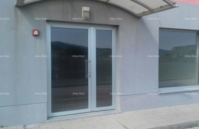 Buzet – Verkauf von Gewerbefläche im Erdgeschoss, 55 m2