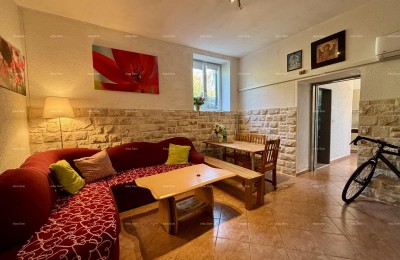 PULA, Zentrum – Verkauf / Wohnung 55 m² mit Garten und Parkplatz