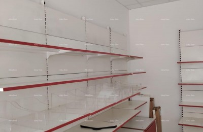 Gewerbefläche 55 m², Erdgeschoss, Zentrum von Pula