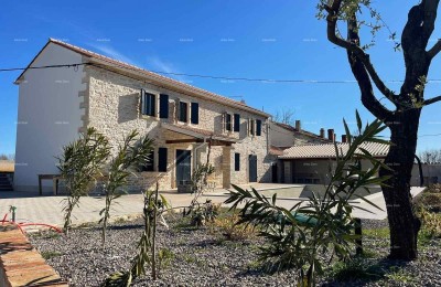 Renoviertes Istrisches Haus mit Pool und Garten – ruhige Lage, Gemeinde Barban