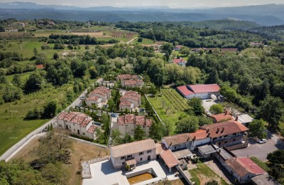 Verkauf eines Bungalows mit Pool in einer neuen Wohnsiedlung, Barban!