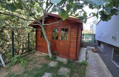 Geräumige Wohnung mit großem Garten – Pula