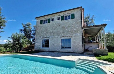 Eine exklusive Villa mit Swimmingpool in Vižinada steht zum Verkauf