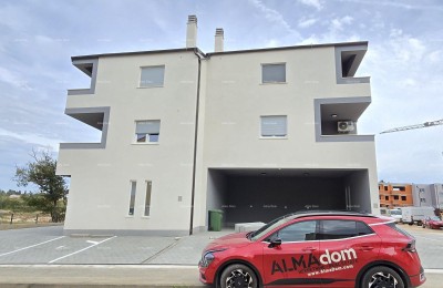 Neubau Pula, Valdebek!