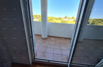 Verkauf einer Wohnung in ausgezeichneter Lage in Pula-Veruda, in der Nähe des Meeres!
