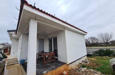 PULA!  HAUS ZU VERKAUFEN – RUHIGE LAGE.