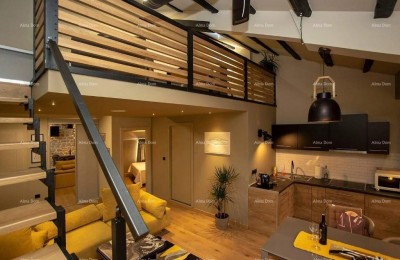 Verkauf - Elegant eingerichtete Maisonette-Wohnung im alten Stadtzentrum von Rovinj!