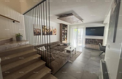 Moderne Haus mit großzügiger Dachterrasse in Novigrad