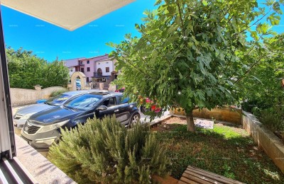 Wohnung in Pula! Mit zwei Schlafzimmern! Gregovica. In der Nähe des neuen Krankenhauses.