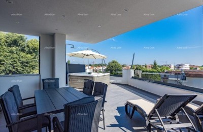 Wohnung zum Verkauf mit Whirlpool und Sauna, Poreč, Nova Vas!